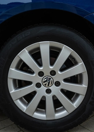 Volkswagen Passat cena 18450 przebieg: 255000, rok produkcji 2009 z Piaseczno małe 121